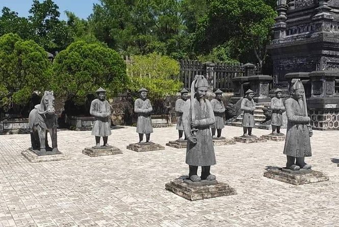 Guided Private Hue City Tour From Da Nang or Hoi an - Inclusions and Amenities