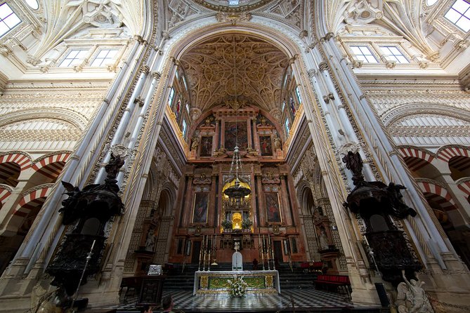 Guided Tour of the Mosque-Cathedral in Private Tickets Included - Meeting Point and Pickup Options