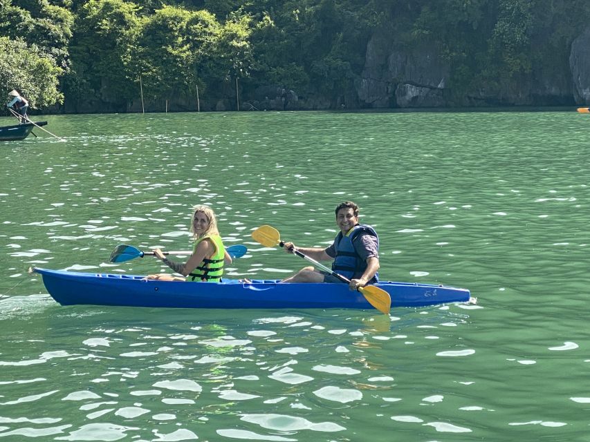 Hanoi: Roundtrip Halong Bay Islands, Caves, Kayaking & Lunch - Itinerary Details