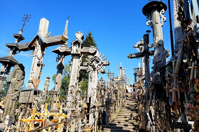 Hill of Crosses / 2 Countries in 1 Day - Journey From Riga to Lithuania