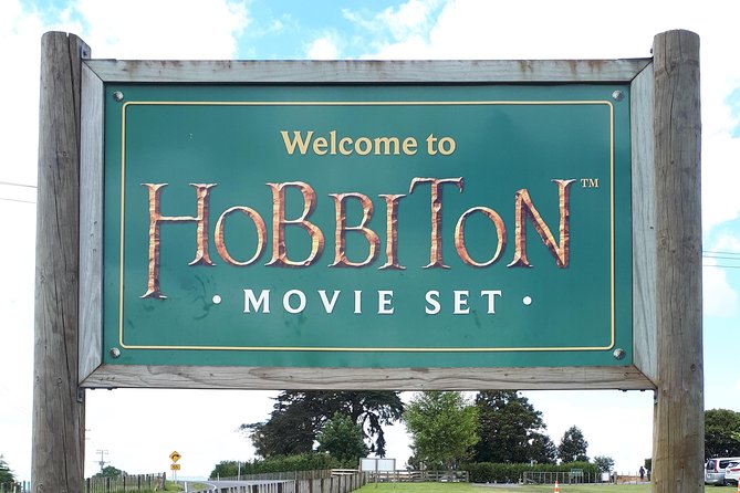 Hobbiton Transport & Tauranga Highlights Excursion From Tauranga - Inclusions and Amenities