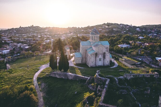 Kutaisi Monasteries: Gelati, Motsameta, Bagrati. 3 Hour Tour - Historical Significance of Gelati