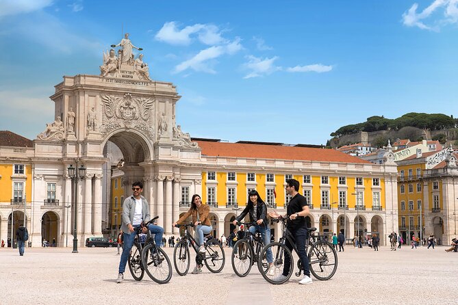 Lisbon 360º Guided Tour: Boat Trip, Bike, Walk & Yellow Tramway - Tour Experience