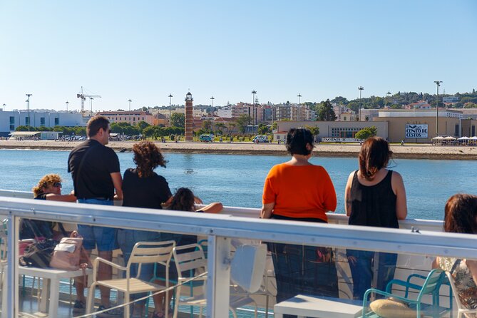 Lisbon River Boat Sightseeing Tour With a Drink - Departure Times and Schedule