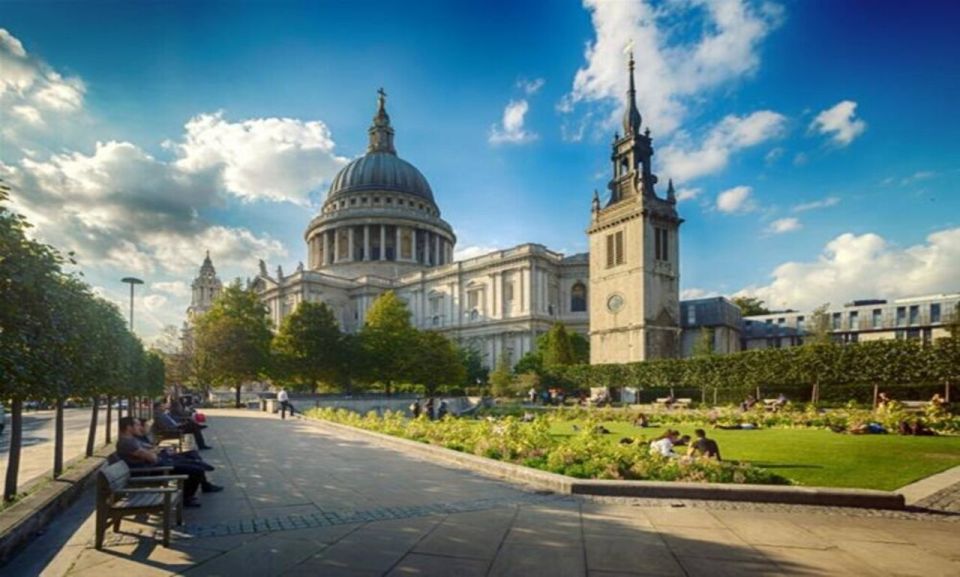 London: Harry Potter Tour and St Paul's Cathedral Tickets - Itinerary Highlights