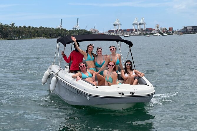 Miami Beach VIP Boat Tour: 2 Hours With Captain & Champagne - Meeting and Departure Locations