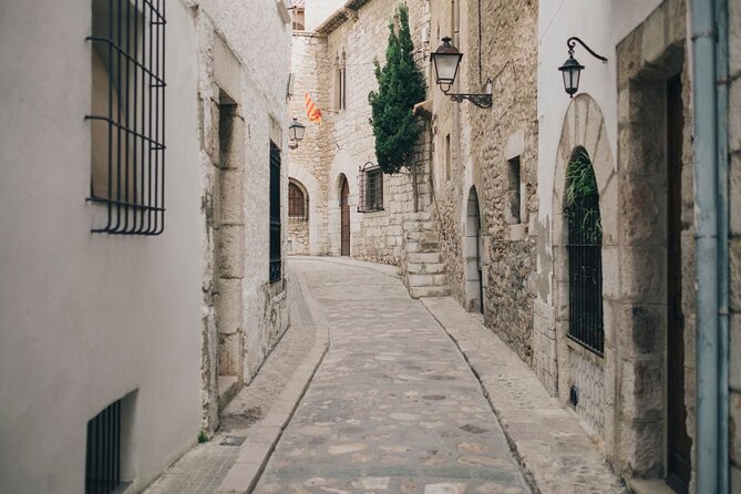 Montserrat and Sitges Guided Day Tour From Barcelona - Mountain to Sea - Visit to the Black Madonna