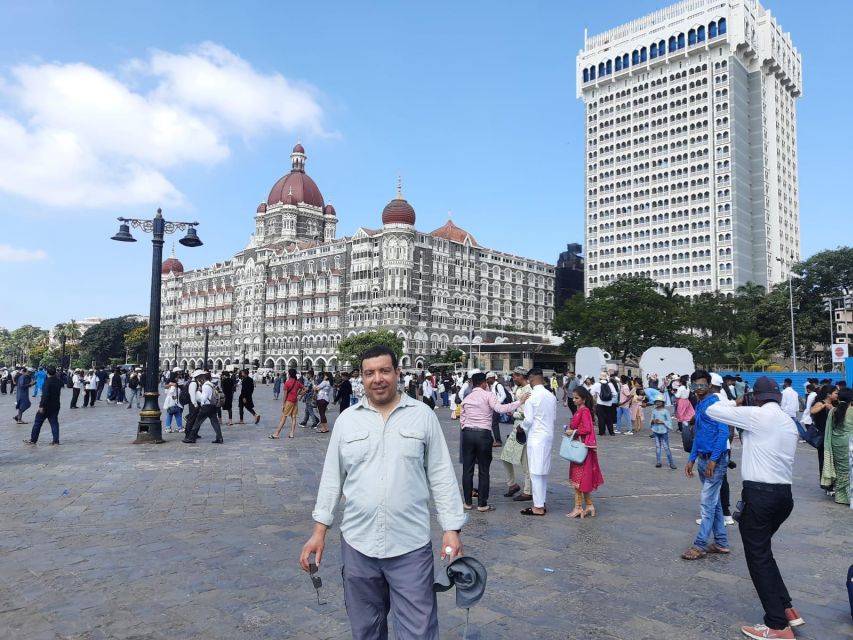 Mumbai: Walking Tour of Gothic & Art Deco Buildings - Architectural Highlights