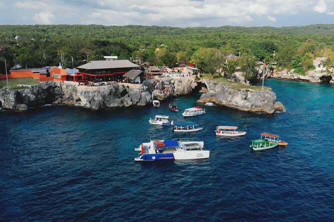 Negril Beach & Ricks Cafe From Montego Bay - Exploring Ricks Cafe