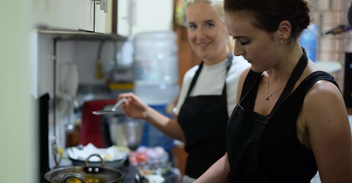 New Delhi: 5-Hour Traditional Cooking Class With Local Chef - Unique Features of the Class