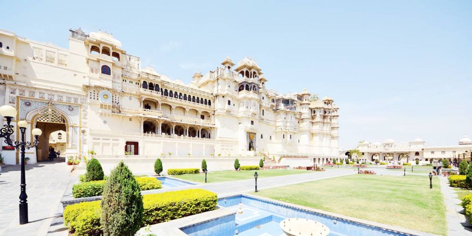 New Delhi: Private 13-DAY Golden Triangle Tour With Mumbai - Jaipur Adventures