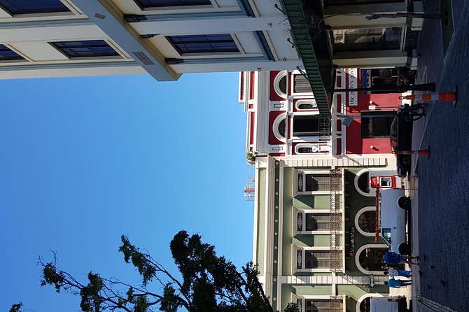 Old San Juan Walking Tour: Ponce De Leon Statue to El Arsenal - Health and Accessibility Details