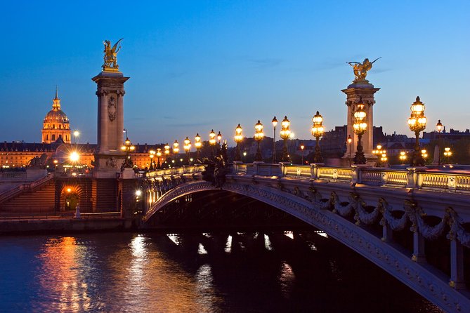 Paris Private Night Tour With River Cruise and Champagne Option - Exploring Paris at Night