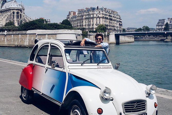 Paris Private Tour: Romantic Tour in a 2CV - Inclusions of the Experience