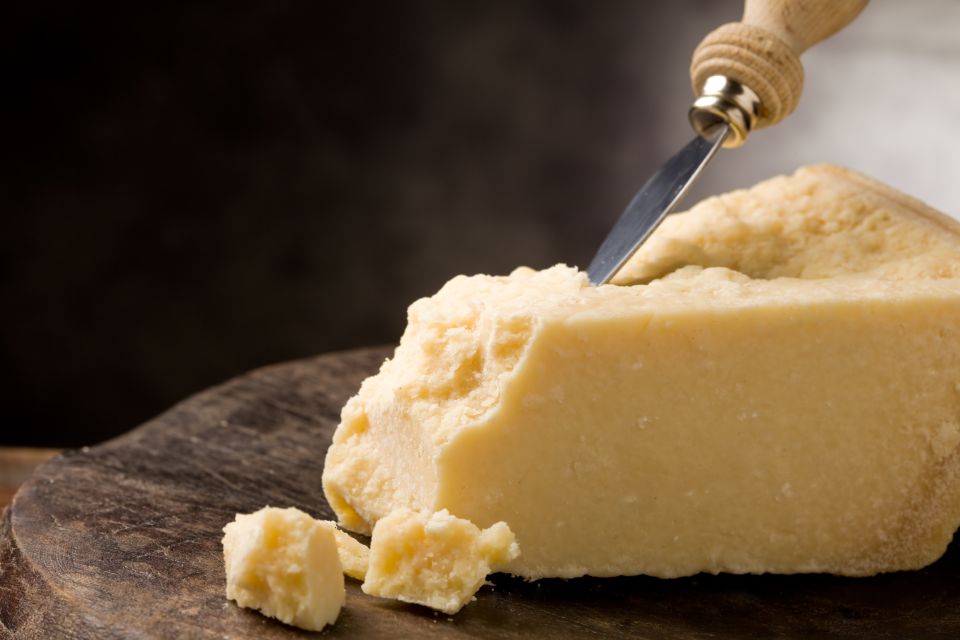 Parma: Parmigiano-Reggiano Tour and Tasting - Experience Highlights