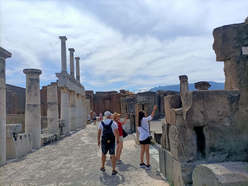 Pompeii: Small-Group Guided Tour With Skip-The-Line Entry - Booking Information