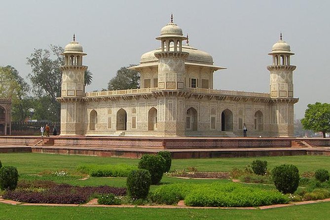 Private Luxury Tour of Taj Mahal & Agra Fort From Delhi - Meeting and Pickup Details