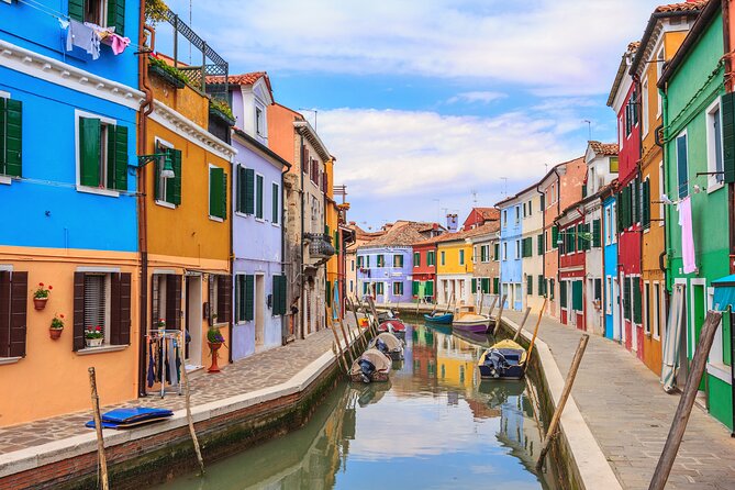 Private Murano and Burano VIP Venice Boat Tour - Discovering Burano Island