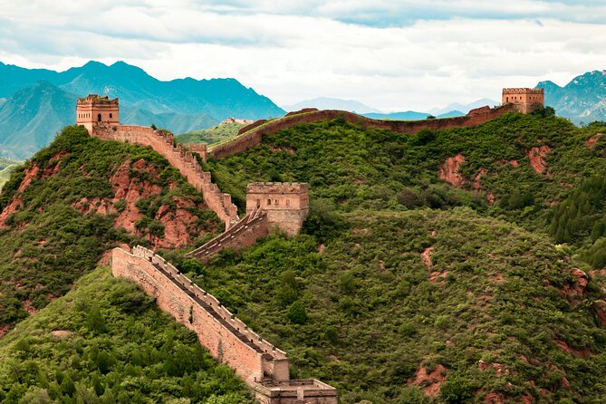 Private Tour: Mutianyu Great Wall & Hutong Culinary Adventure - Customization and Accessibility