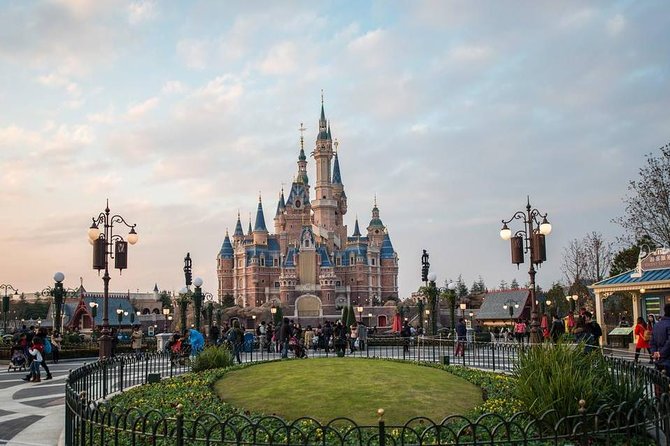 Private Transfer Between Shanghai Disneyland and City Hotel - Booking Options and Pricing