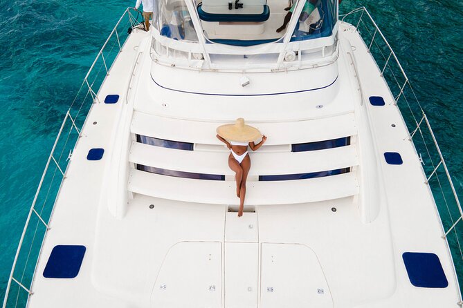 Private Yacht in Montego Bay - Snorkeling, Snacks, Cocktails - Snorkeling Adventure