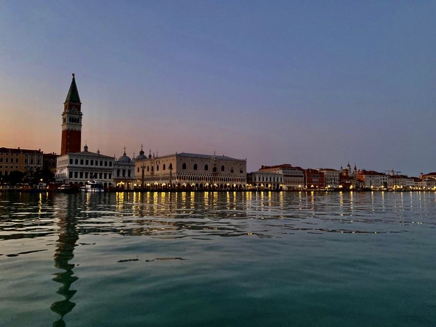 Punta Sabbioni - Venice at Sunset: Boat Tour With Aperitif - Detailed Itinerary