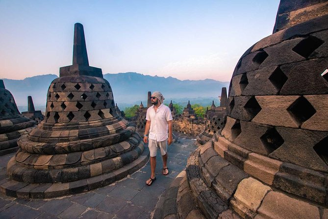 Punthuk Setumbu Sunrise, Borobudur Temple & Merapi Lava Tours - Itinerary and Schedule