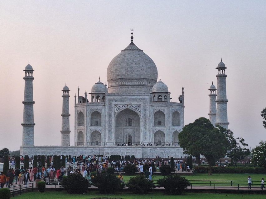 Same Day Taj Mahal Tour By Flight From Ahmedabad - Detailed Itinerary