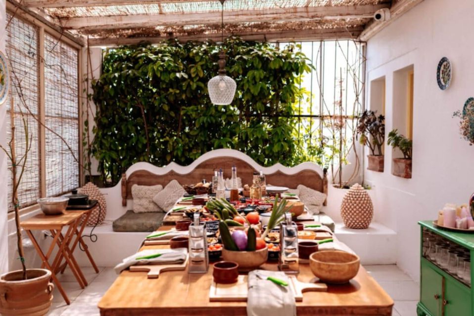 Santorini: Cooking Class & Wine-Tasting Private Tour - Pickup and Accessibility