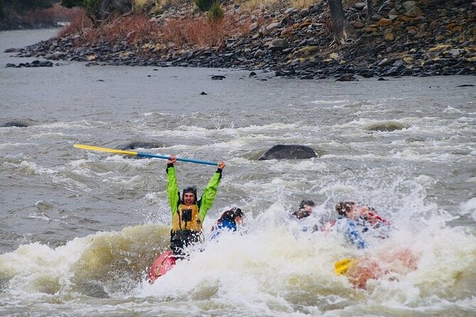 Scenic Float on the Yellowstone River - Family-Friendly Adventure