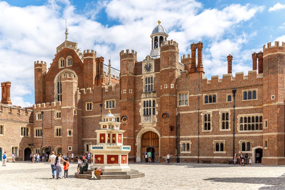 Skip-The-Line Hampton Court Palace From London by Car - Pricing and Booking