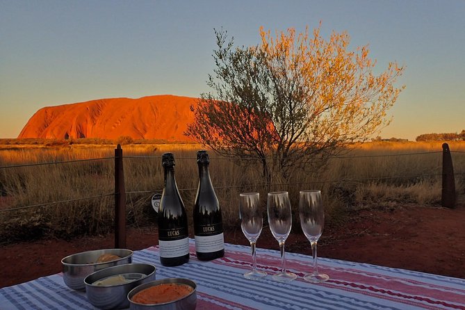 Small Group Uluru Sunset Viewing Tour - Inclusions and Features