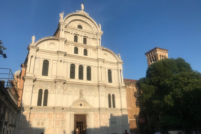 The Essence of Venice in a Stress Free Small Group Walking Tour With a Top Guide - Highlights of Key Locations