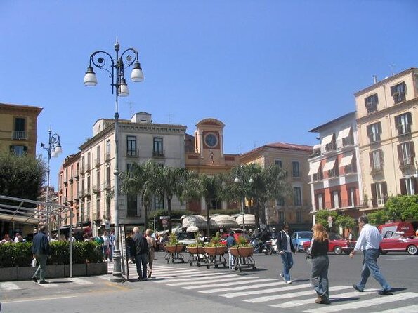 Tour of the Amalfi Coast for Small Groups With Lunch From Sorrento - Inclusions and Logistics