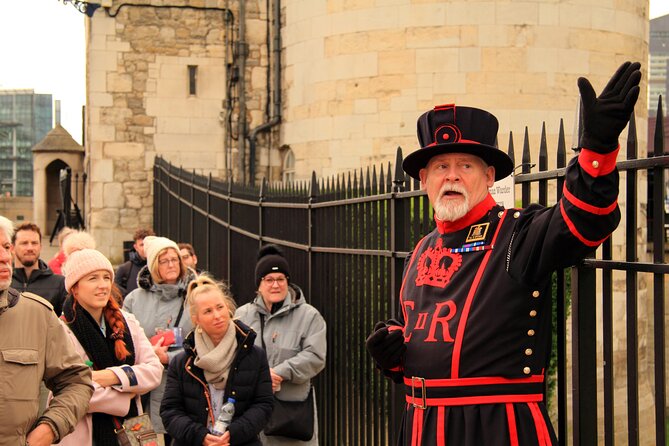 Tower of London Tour With a Beefeater Private Meet & Greet - What to Expect