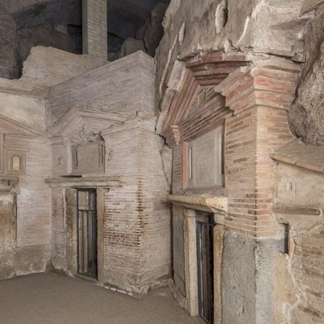 Traces of the Past: Exploring the Catacombs and Appia Antica - Highlights of the Experience