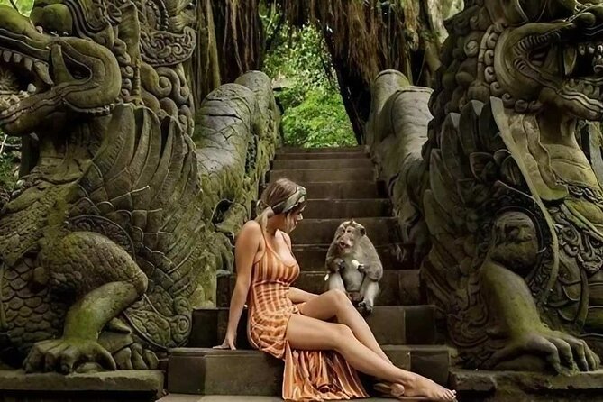 Ubud Tour: Monkey Forest - Temple - Waterfall & Rice Terrace - Highlights of the Monkey Forest