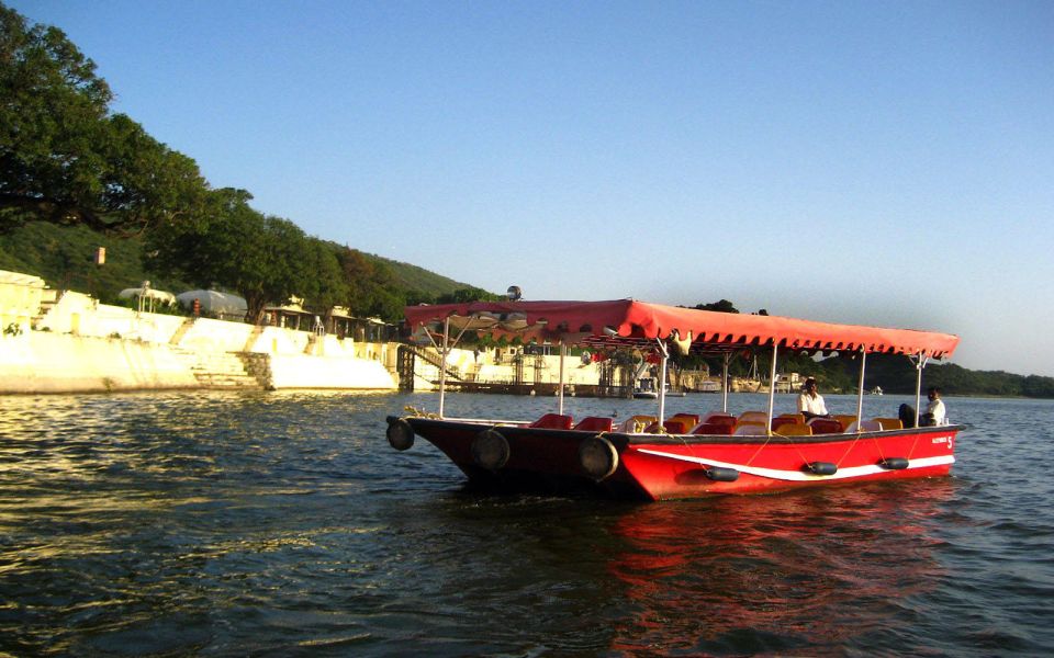 Udaipur Full-Day Private Tour With Boat Ride and Lunch - Highlights of Udaipur