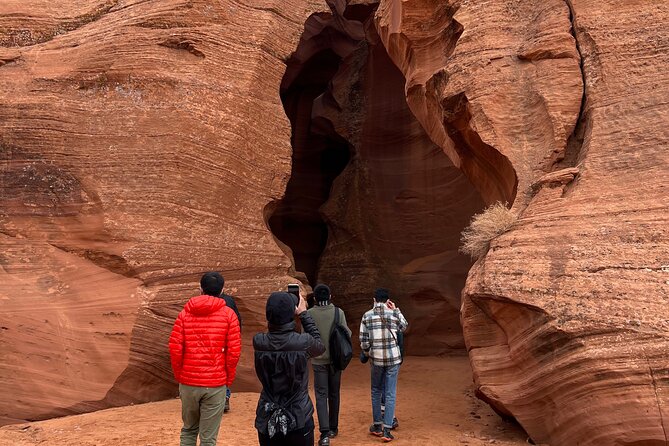 Upper & Lower Antelope Canyon Tours -Arizona Tours - Discovering Upper Antelope Canyon