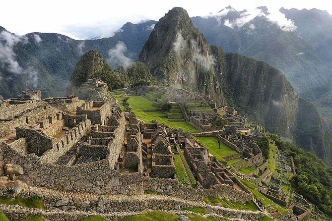 Visit Machu Picchu and Huayna Picchu in 1 Private Day - Detailed Itinerary of the Day