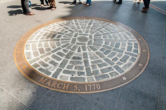 Walking Tour of the Downtown Boston Freedom Trail - History & Architecture - Key Stops Along the Trail