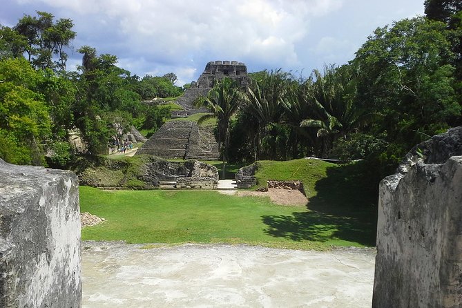 Xunantunich, Jungle Horse Ride + Traditional Chocolate Tasting - Highlights of the Experience