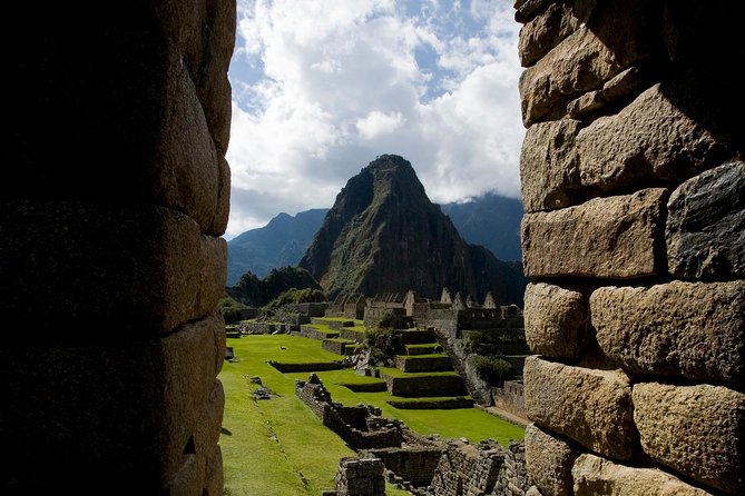 7-Day New Sunrise in Machu Picchu: Lima, Cusco & Sacred Valley. - Inclusions and Exclusions