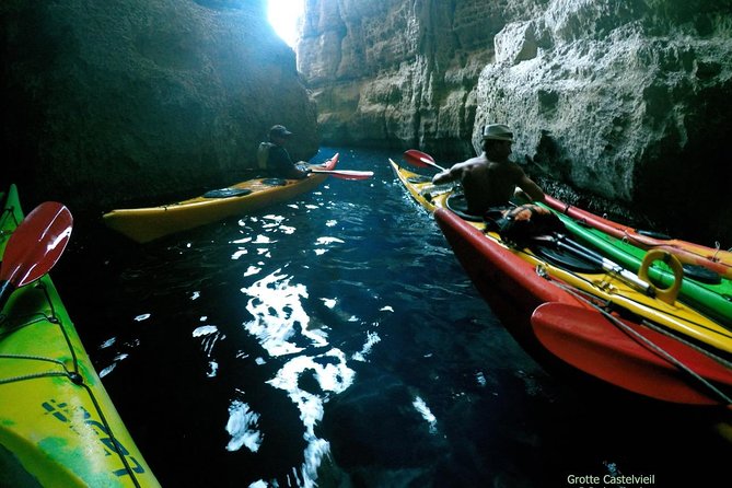 A Guided Day of Exploration in Sea Kayaking, Discovery of the National Park. - Requirements for Participants