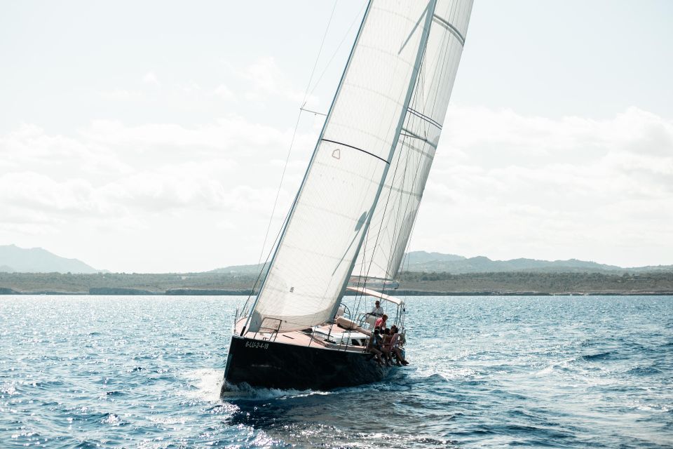 Alcudia: Unique Private Full Day Sailing Trip - Dining Options