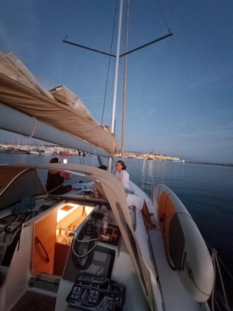 Alghero: Sunset Sailing Aperitif Experience - Unique Sunset Swim