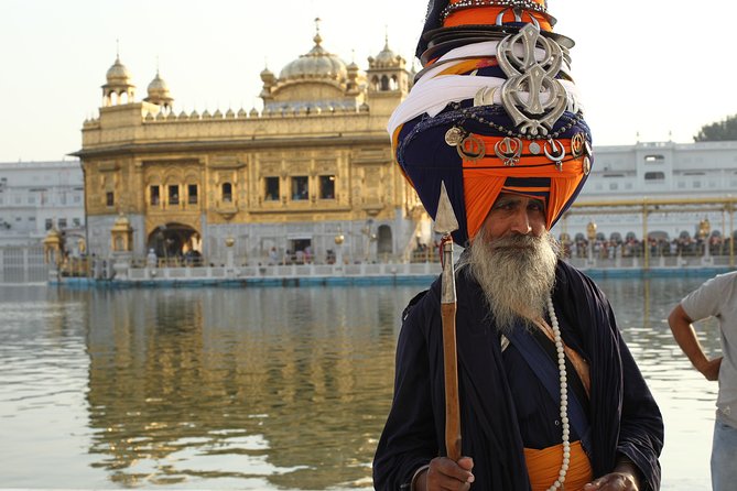 Amritsar 1 Day Tour (Golden Temple, Jallianwala Bagh, Wagah Border & Shopping) - Shopping in Amritsar