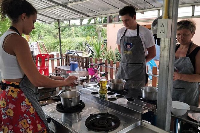 Aonang Thai Cookery School in Krabi - Benefits of Small-Group Classes