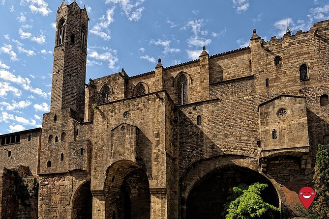 Barcelona Gothic Quarter: History&Legends Comedy Tour - Participant Requirements