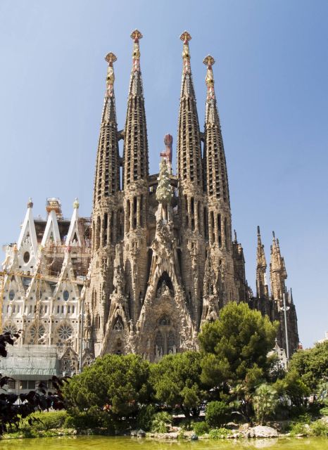 Barcelona: Private Sagrada Familia and Park Guell Tour - Inclusions